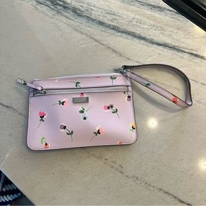 Kate Spade Medium Floral L Zip Wristlet Pink